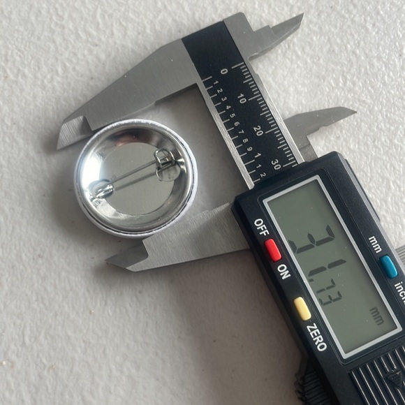 1-3pcs Set Long Live Dogs 🐾 & Birds Champion Pins Set - Picture 16 of 16